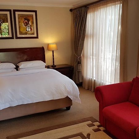 Jubilee Lodge Guest House Johannesburg Esterno foto