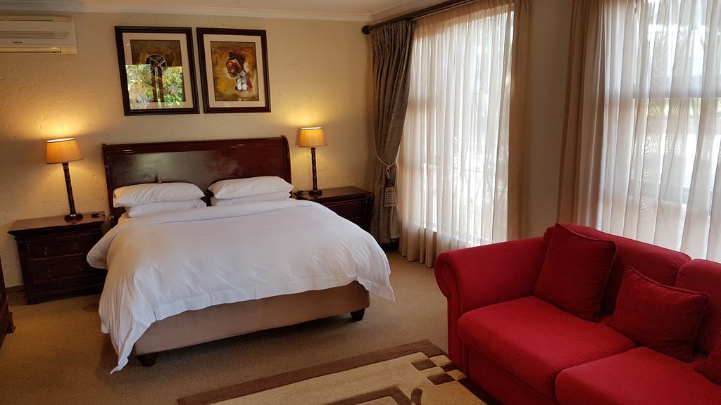 Jubilee Lodge Guest House Johannesburg Esterno foto
