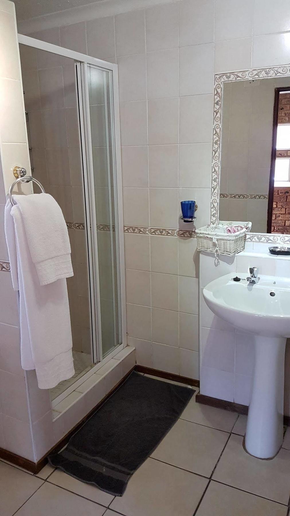 Jubilee Lodge Guest House Johannesburg Esterno foto